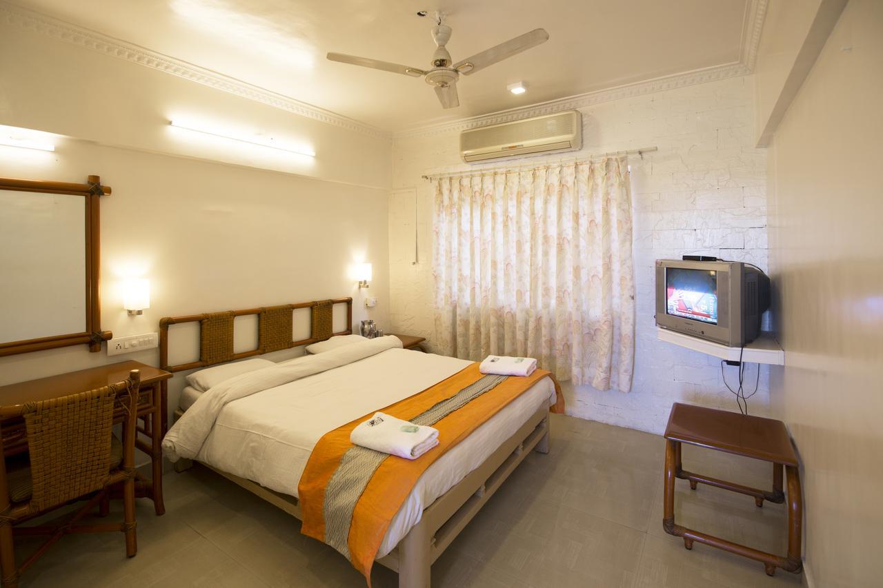 Hotel Rahil International Mahābaleshwar Dış mekan fotoğraf